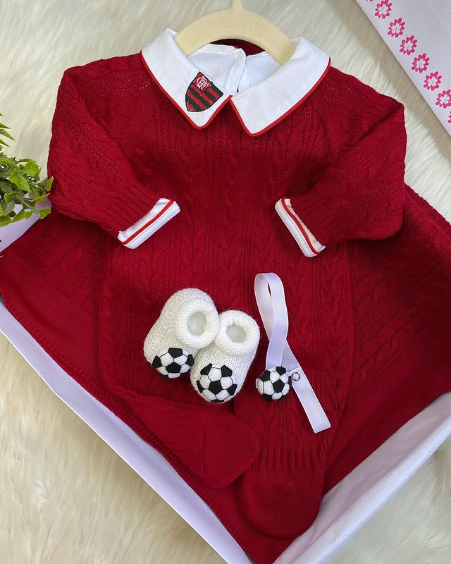 PROMOÇÃO Kit Saída Maternidade TIME FAVORITO Completa  - Veste Até 4 Meses (Menino)