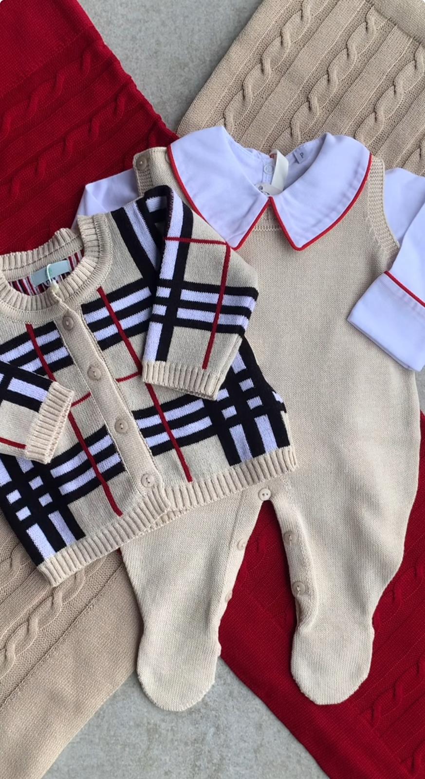 Kit Saída Maternidade Personalizável Completo Xadrez | Personalize Com o Nome do Seu Príncipe