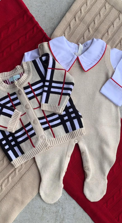 Kit Saída Maternidade Personalizável Completo Xadrez | Personalize Com o Nome do Seu Príncipe