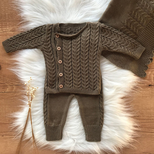 Saída Maternidade Casaco, Calça e Manta Trama Detalhada Verde Militar